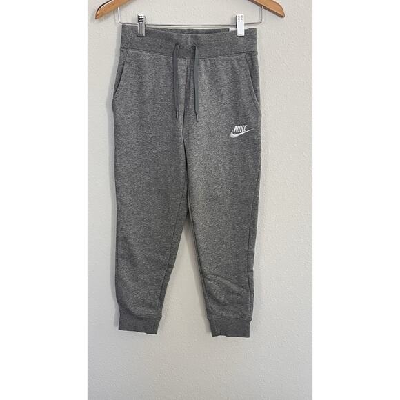 NIKE GIRLS SPORTSWEAR FLEECE SWEATPANTS Joggers Gray Sz M DJ0690091 - Picture 1 of 4